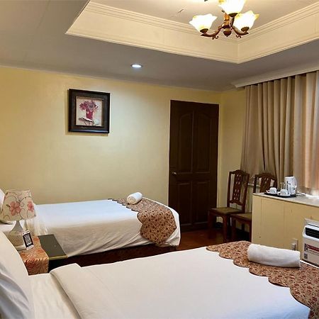 White Knight Hotel Intramuros Manila Exterior photo