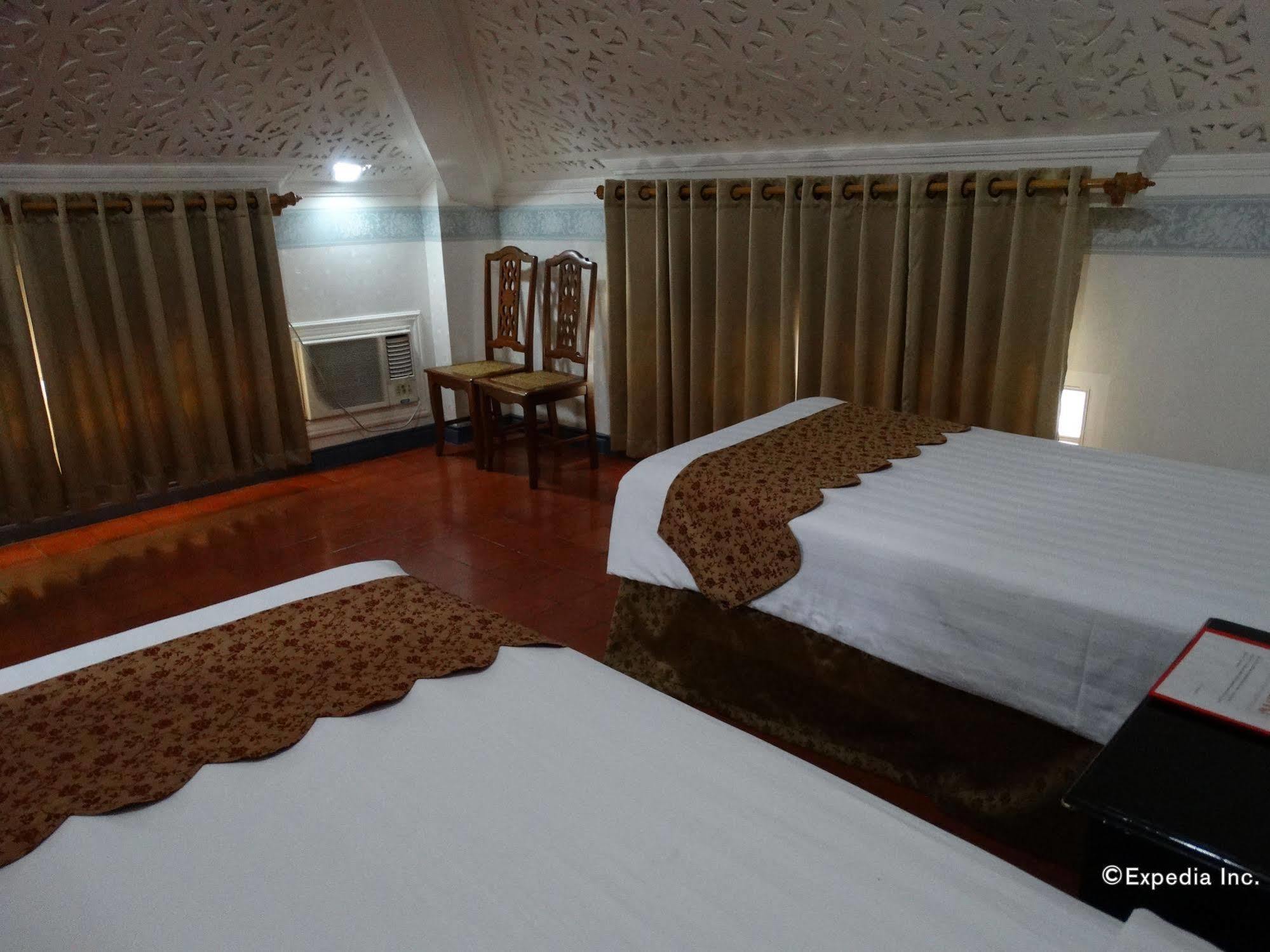 White Knight Hotel Intramuros Manila Exterior photo